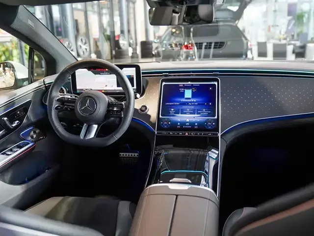 Mercedes-Benz EQE 350