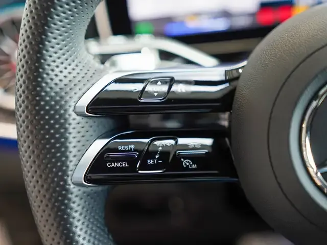 Mercedes-Benz EQE 350