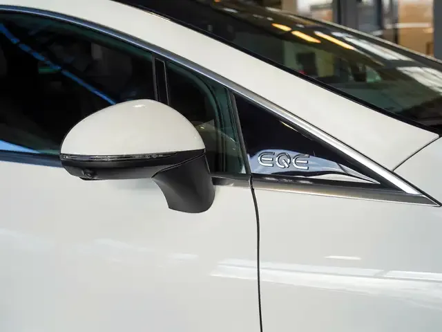 Mercedes-Benz EQE 350