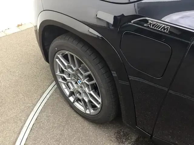 BMW XM
