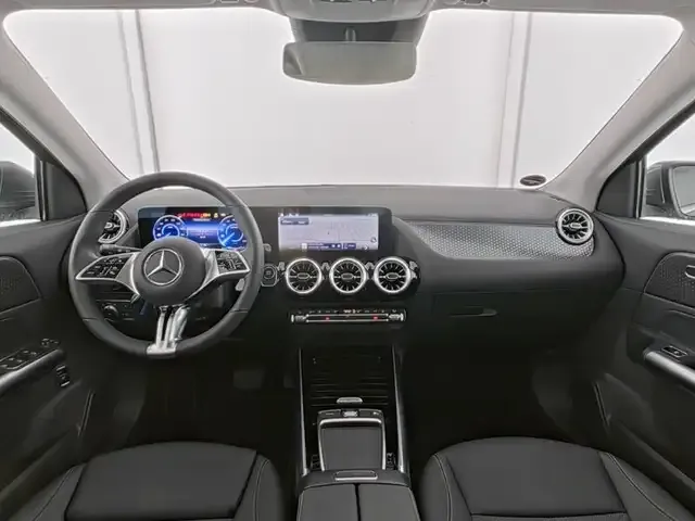 Mercedes-Benz EQA 300