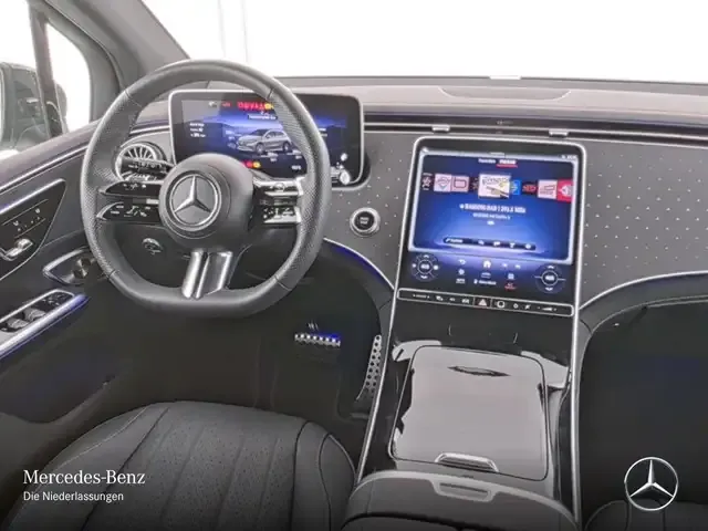 Mercedes-Benz EQE SUV
