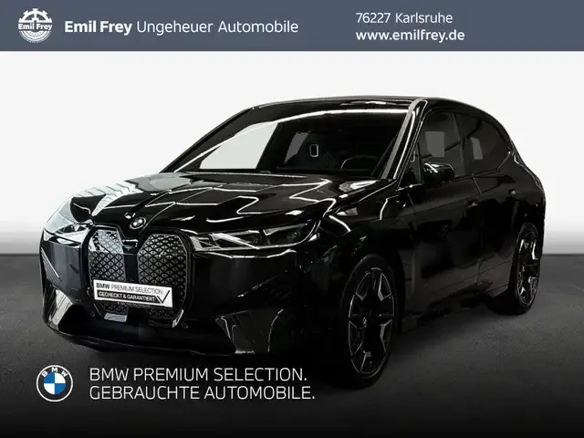 BMW iX