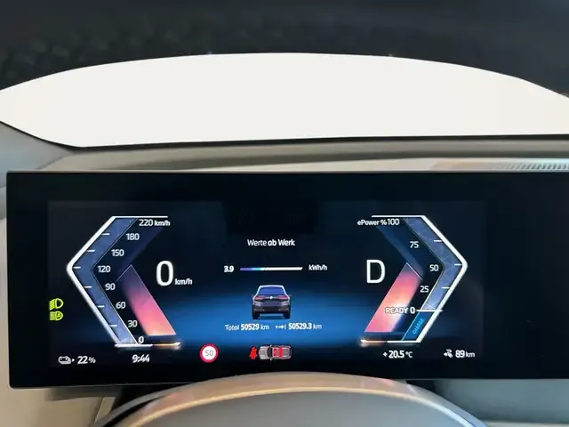 BMW iX