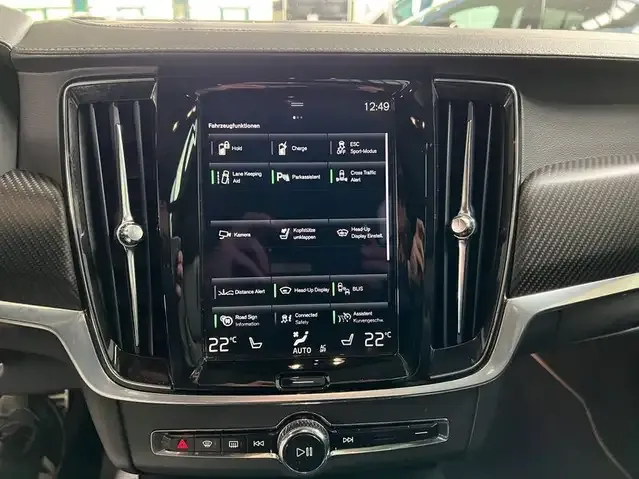 Volvo V90