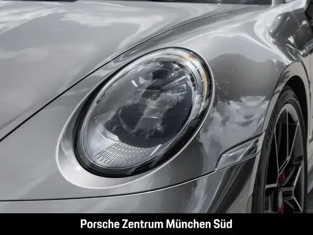 Porsche 992