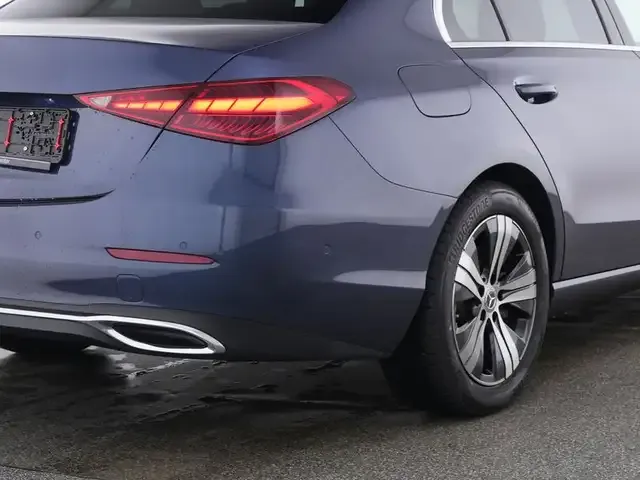 Mercedes-Benz C 180