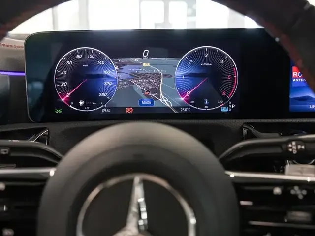 Mercedes-Benz CLA 220