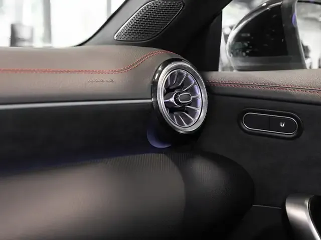 Mercedes-Benz CLA 220