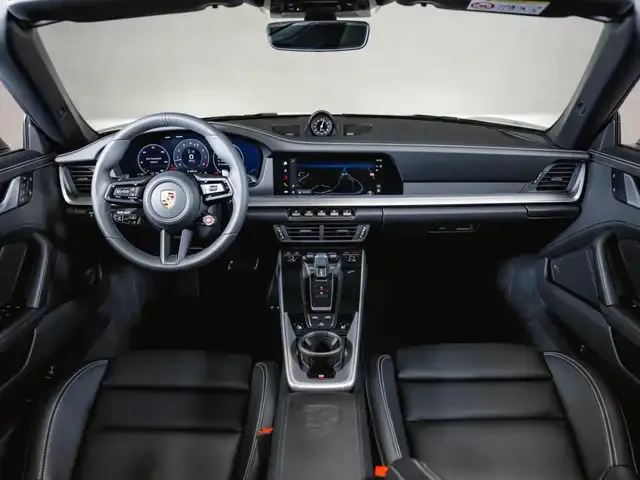 Porsche 992