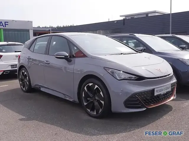 CUPRA Born
