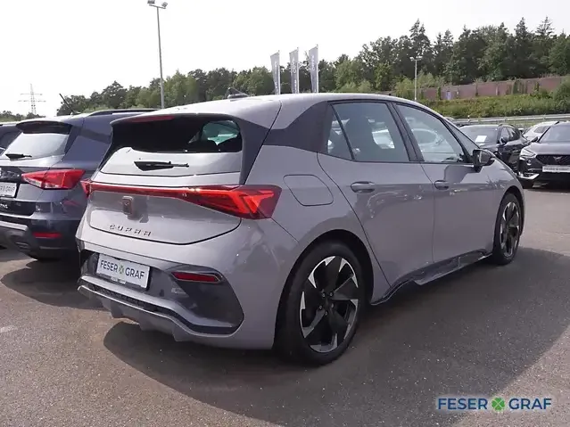 CUPRA Born