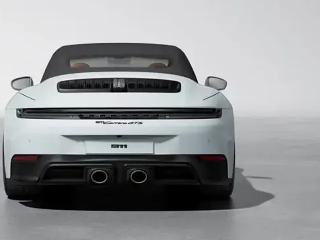 Porsche 992