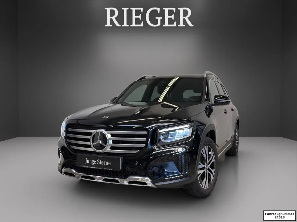 Mercedes-Benz GLB 200