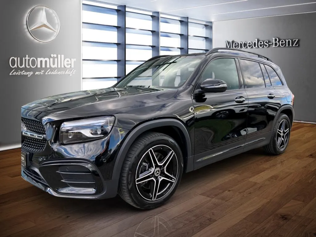 Mercedes-Benz GLB 220