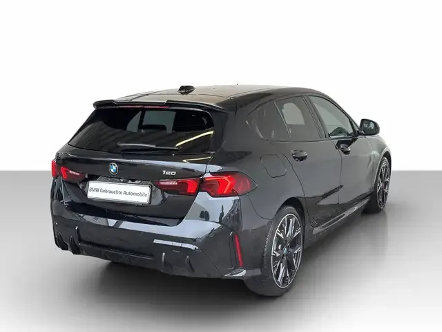 BMW 120