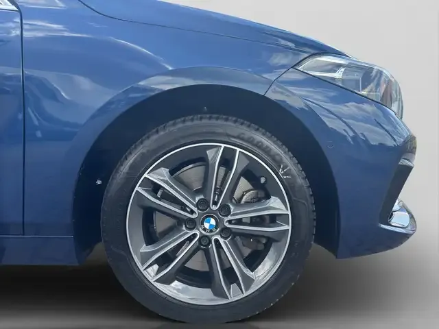 BMW 120