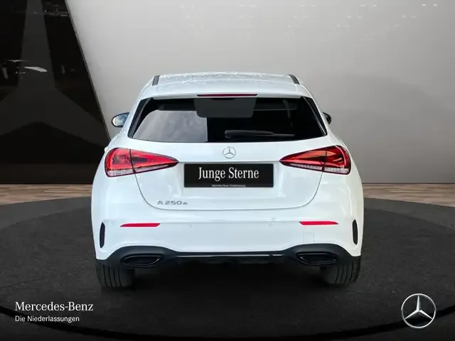 Mercedes-Benz A 250