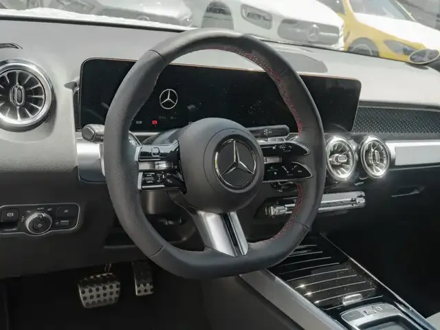 Mercedes-Benz GLB 250