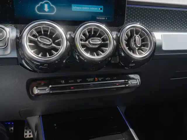 Mercedes-Benz GLB 250