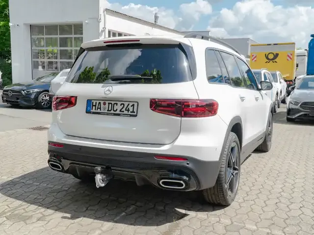 Mercedes-Benz GLB 250