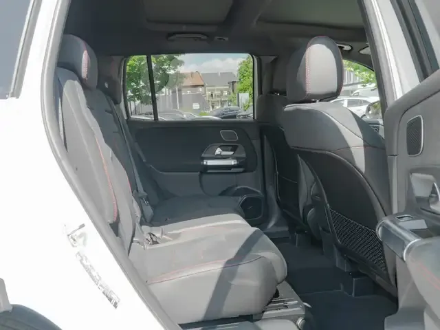 Mercedes-Benz GLB 250