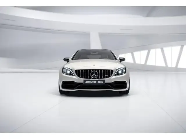 Mercedes-Benz C 63 AMG