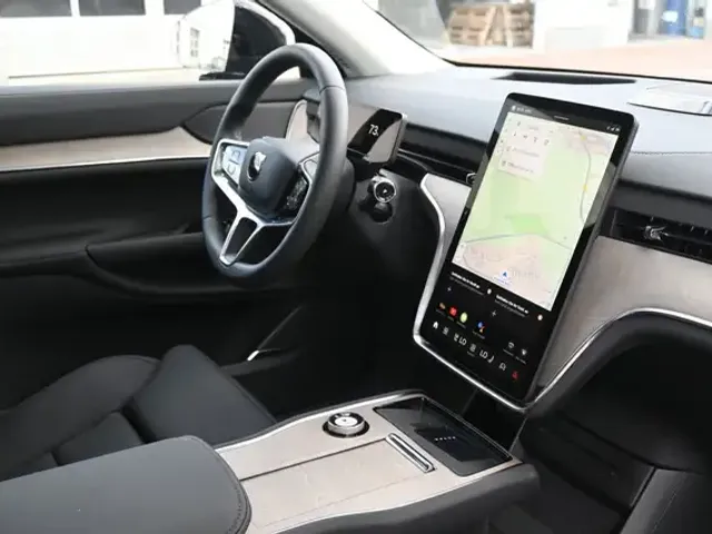 Volvo EX90