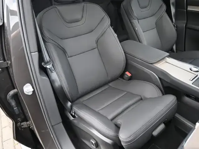 Volvo EX90