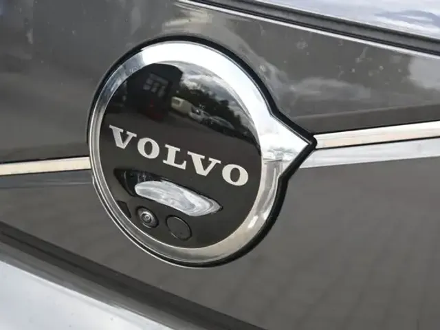 Volvo EX90