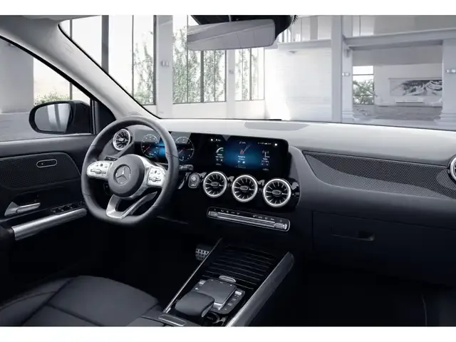 Mercedes-Benz GLA 220