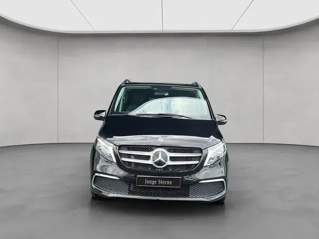Mercedes-Benz V 250