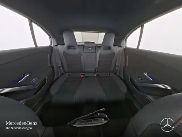 Mercedes-Benz A 220