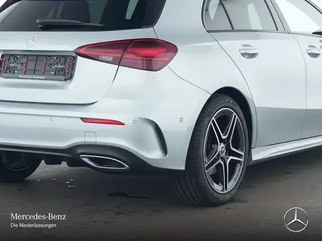 Mercedes-Benz A 220