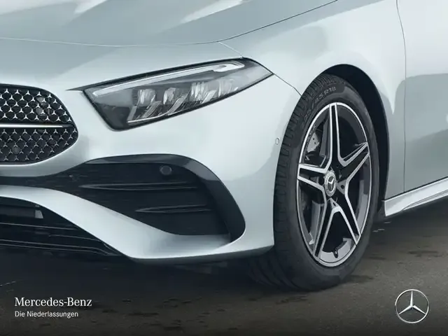 Mercedes-Benz A 220