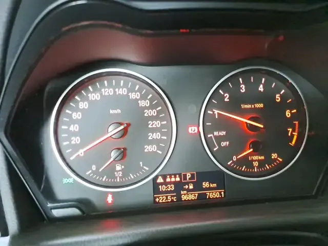 BMW 218