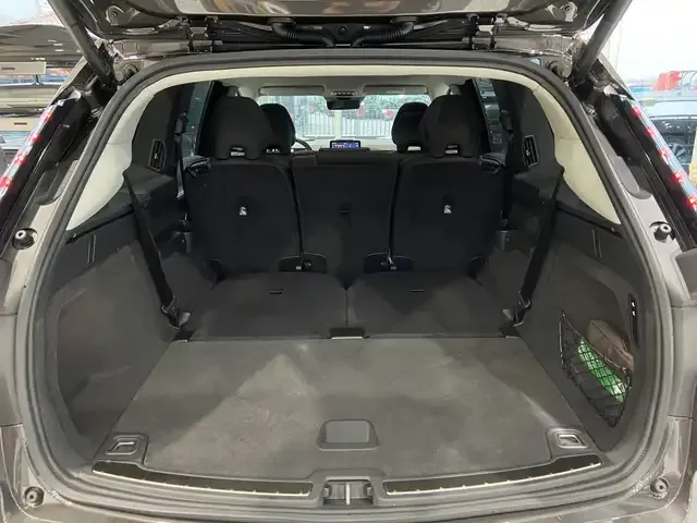 Volvo EX90