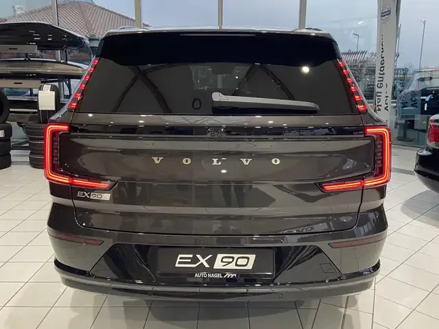 Volvo EX90