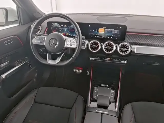 Mercedes-Benz EQB 250