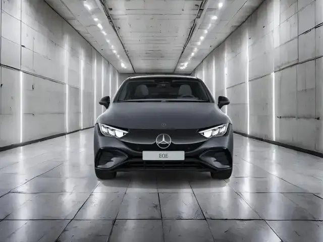 Mercedes-Benz EQE 300