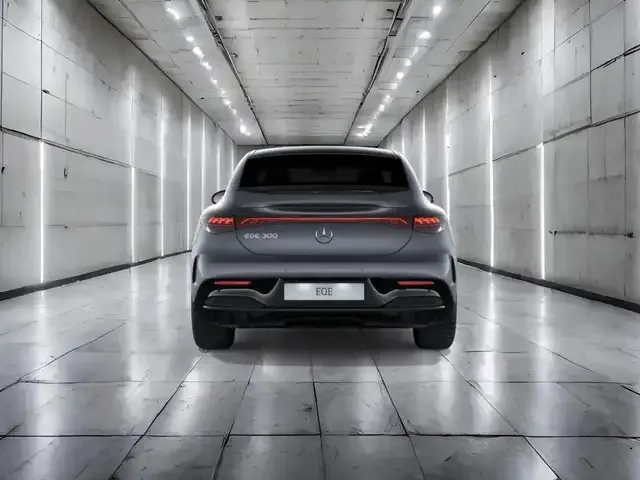 Mercedes-Benz EQE 300