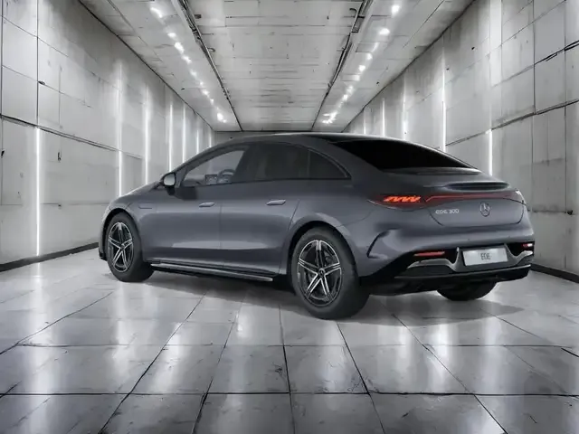 Mercedes-Benz EQE 300