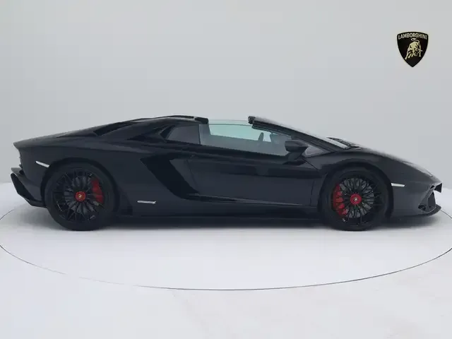 Lamborghini Aventador