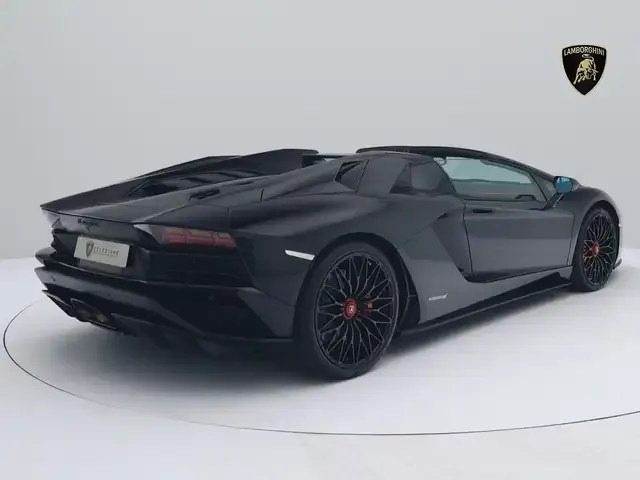 Lamborghini Aventador