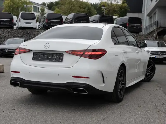 Mercedes-Benz C 220