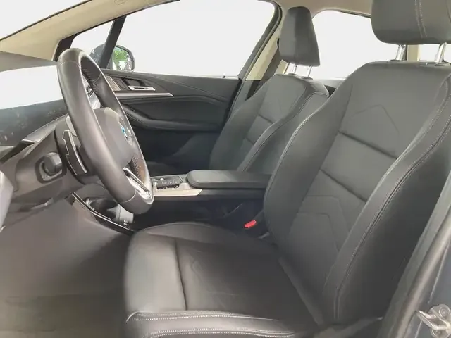 BMW 223