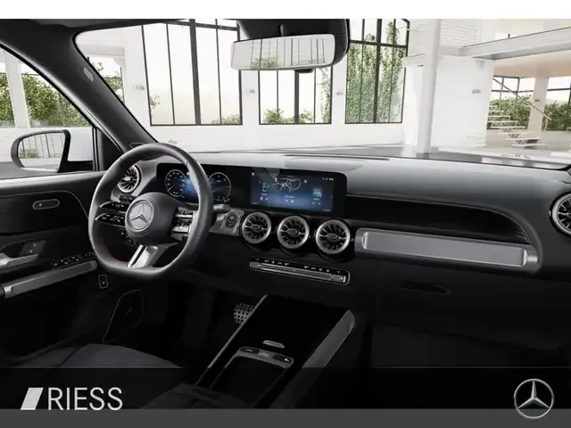 Mercedes-Benz GLB 220