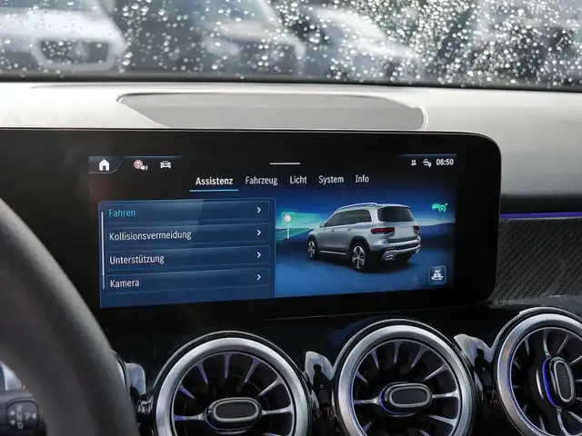 Mercedes-Benz GLB 220