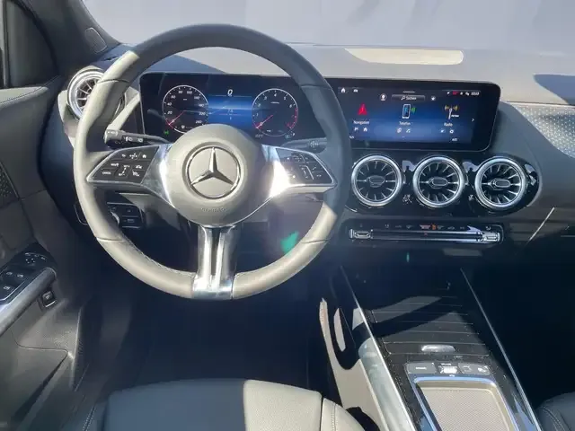 Mercedes-Benz GLA 180