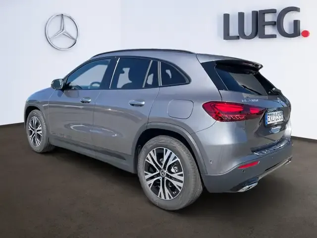Mercedes-Benz GLA 180